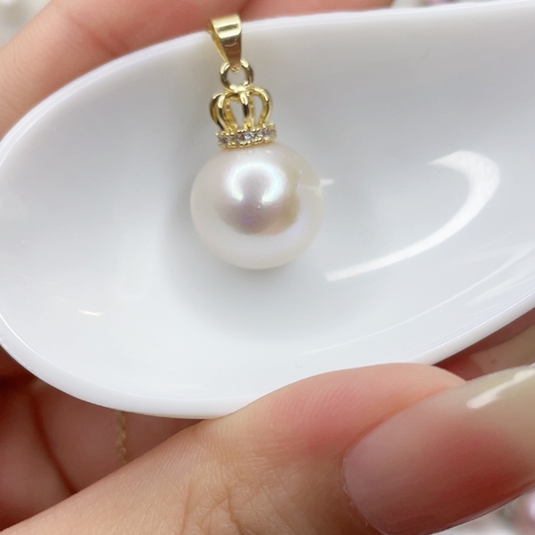 淡水珍珠未镶嵌吊坠(赠链)