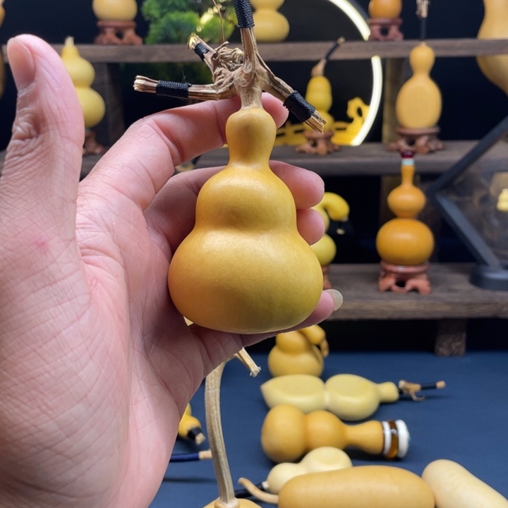 ε***程大叶紫檀（黑酸枝木类）