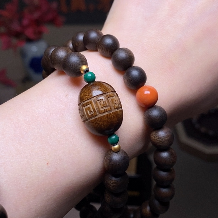 沉香手串越南芽庄紫棋玉化0.8+富森红土沉香木雕配饰