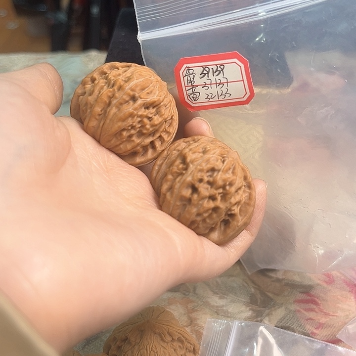 文玩核桃把件一代楼