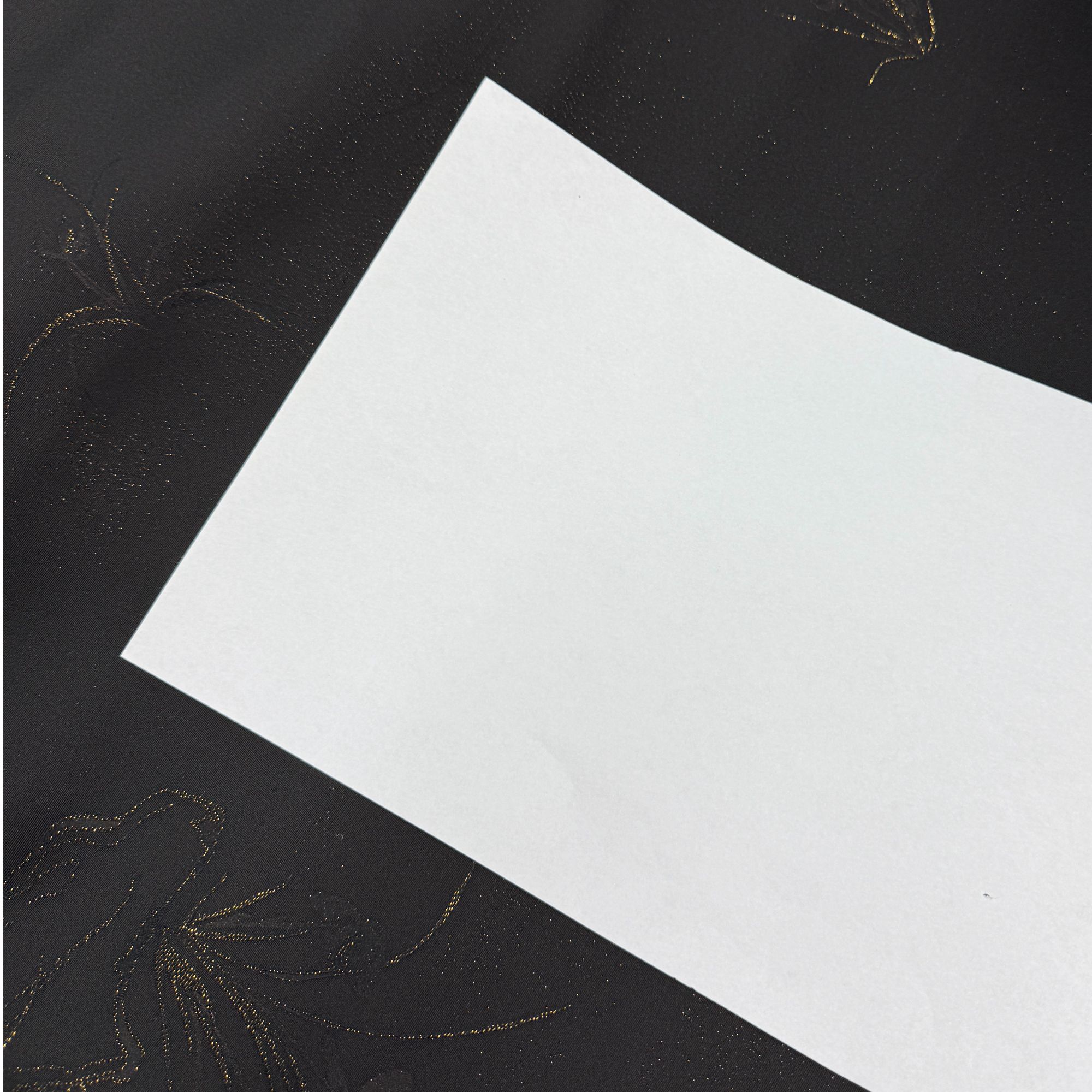 黑色织金门幅68门幅织辉丝绸纹意匠是工艺正绢是类目（一米拍10份）