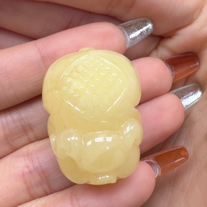 琥珀未镶嵌珠宝奇石吊坠