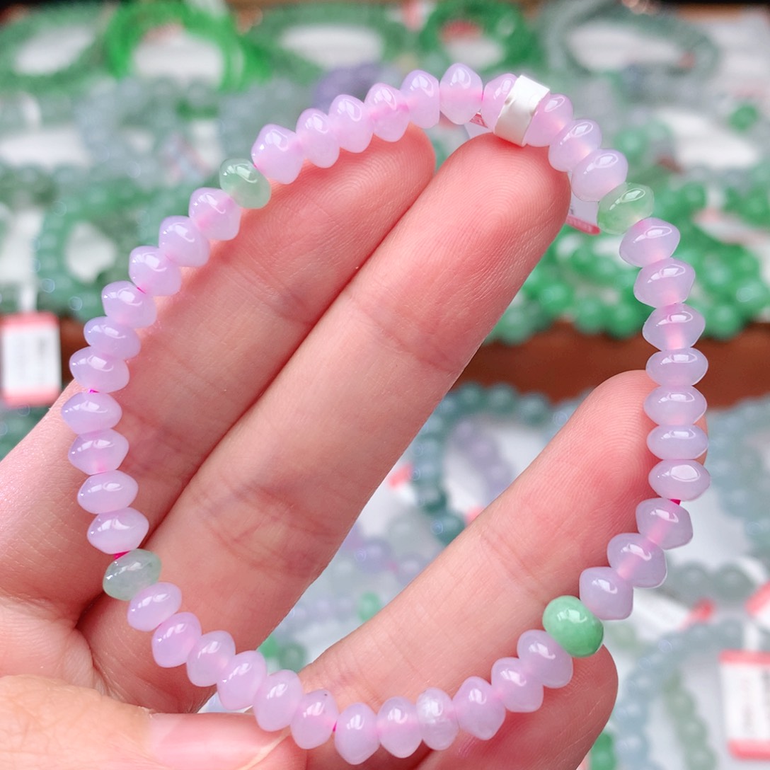 翡翠手链未镶嵌翡翠