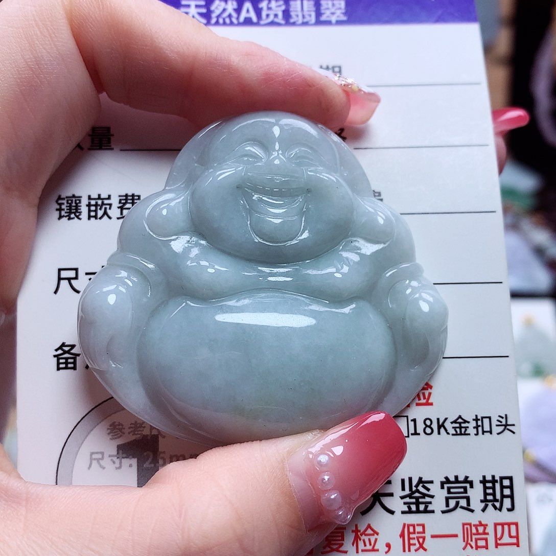 翡翠未镶嵌颈饰佛公