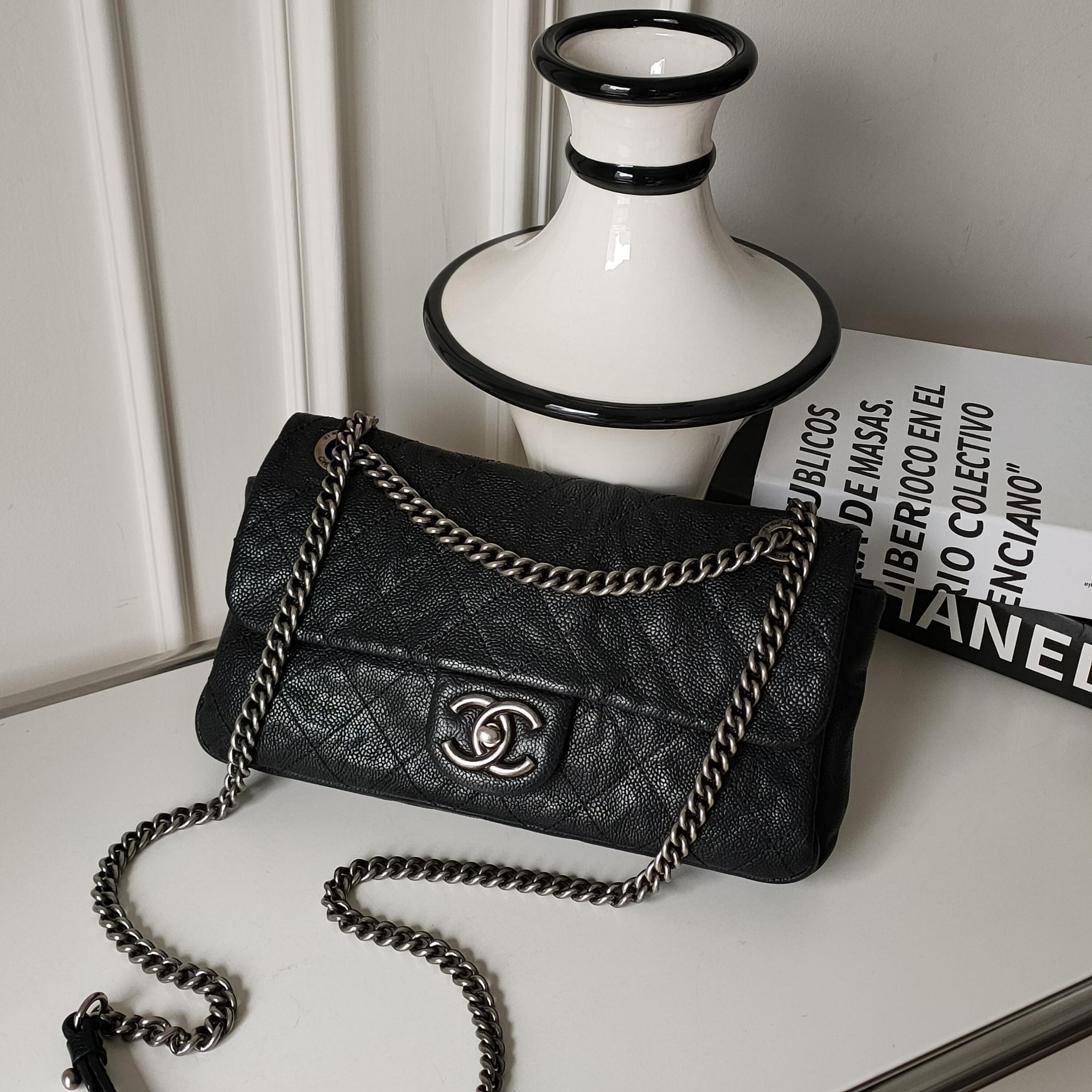 99新 Chanel/香奈儿 Azul-Chanel 黑银荔枝皮CF机场包时尚 39401 