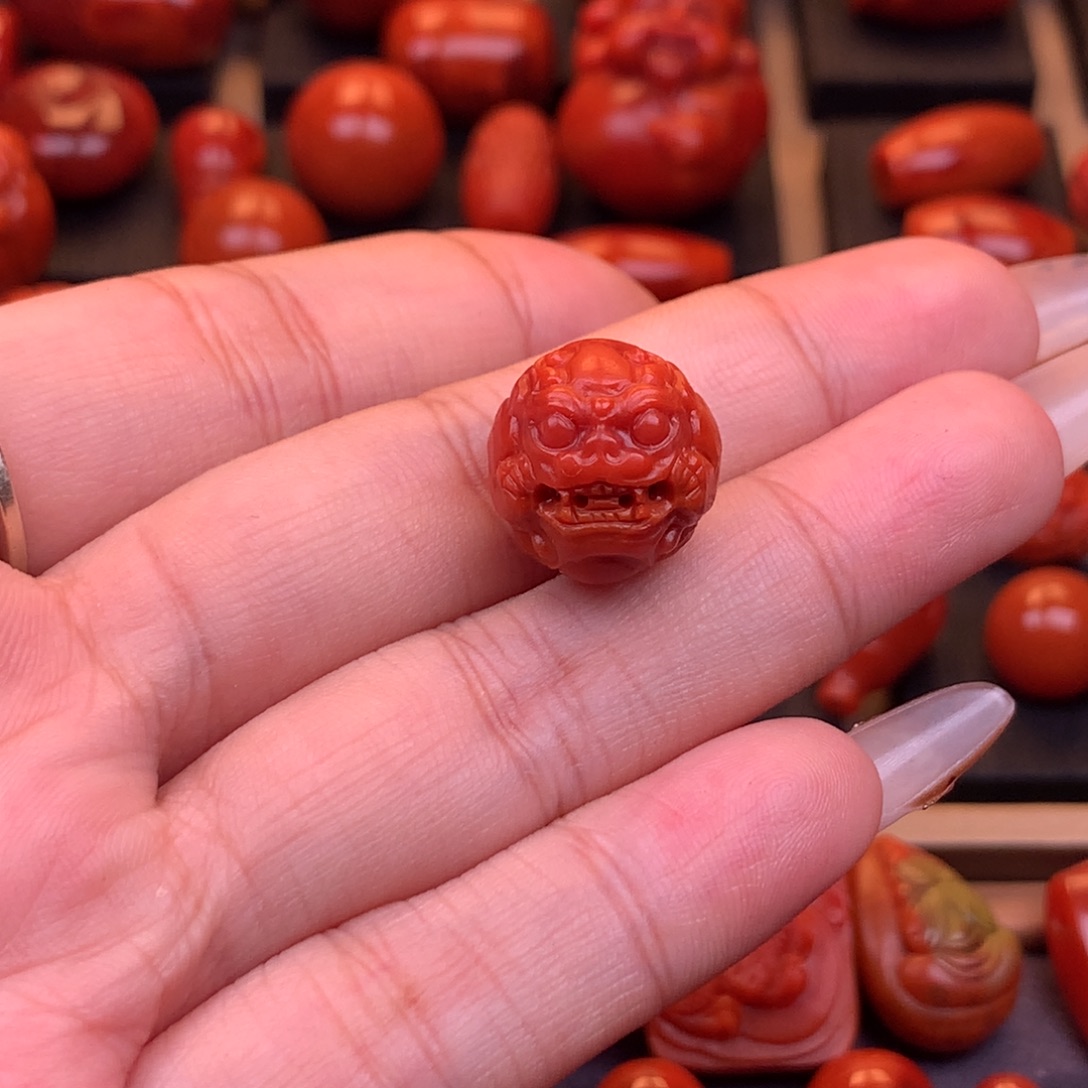 南红玛瑙未镶嵌精工雕刻貔貅珠15mm