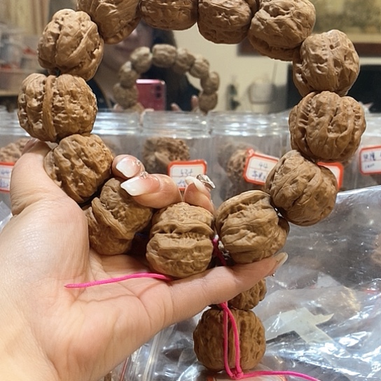 文玩核桃吊坠蛤蟆头手持打底了