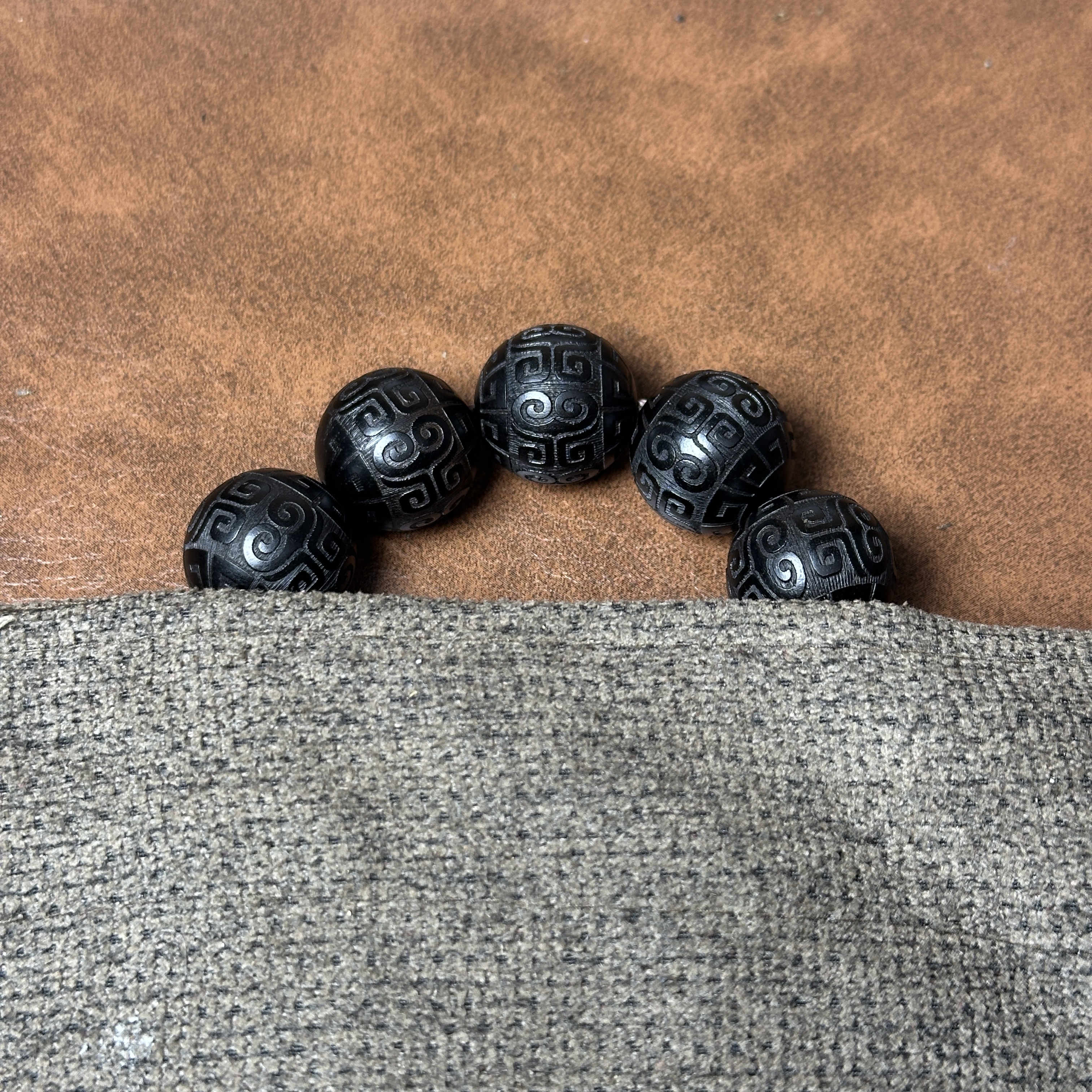 增香沉香木雷j回纹2.0*12颗