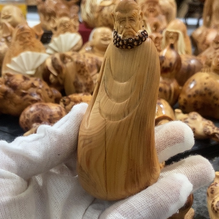 柏木（崖柏）高油达摩