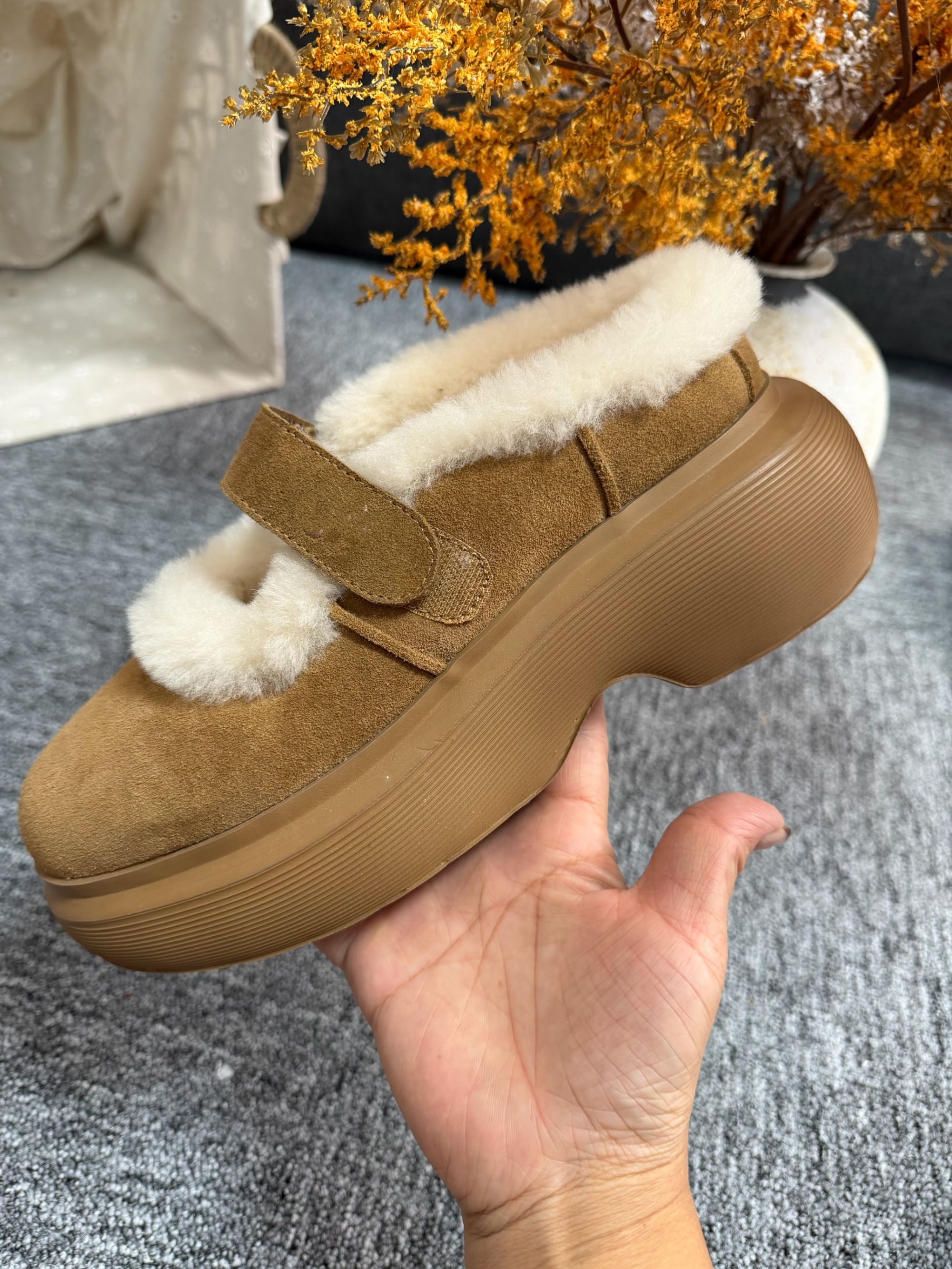 惟蔻/4CM/牛反绒/羊羔毛休闲厚底玛丽珍毛拖雪地靴