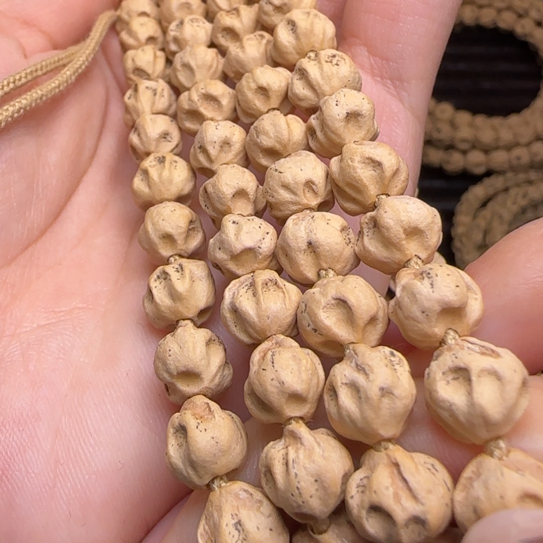 柏香籽/百香籽吊坠浪*