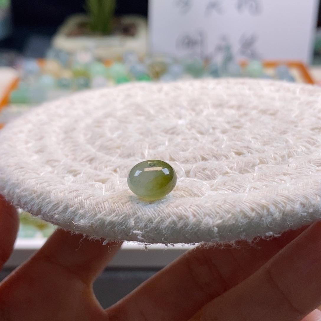 翡翠散珠天然翡翠特色鼓珠9.8×6.6