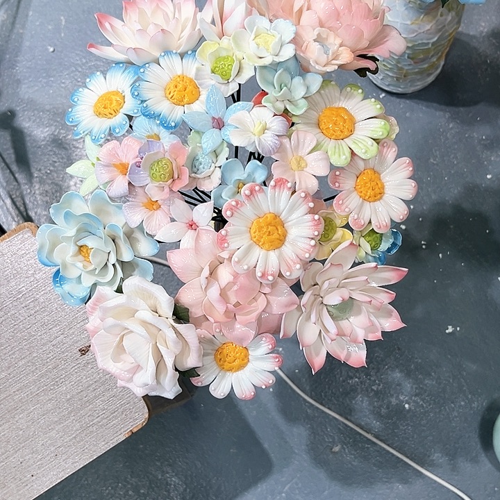 我***了摆件陶瓷等行业的生产和销售