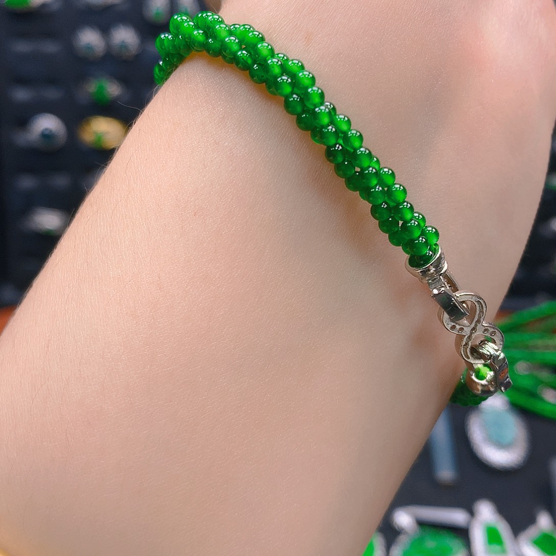 秀***身翡翠未镶嵌吊坠(不含链)