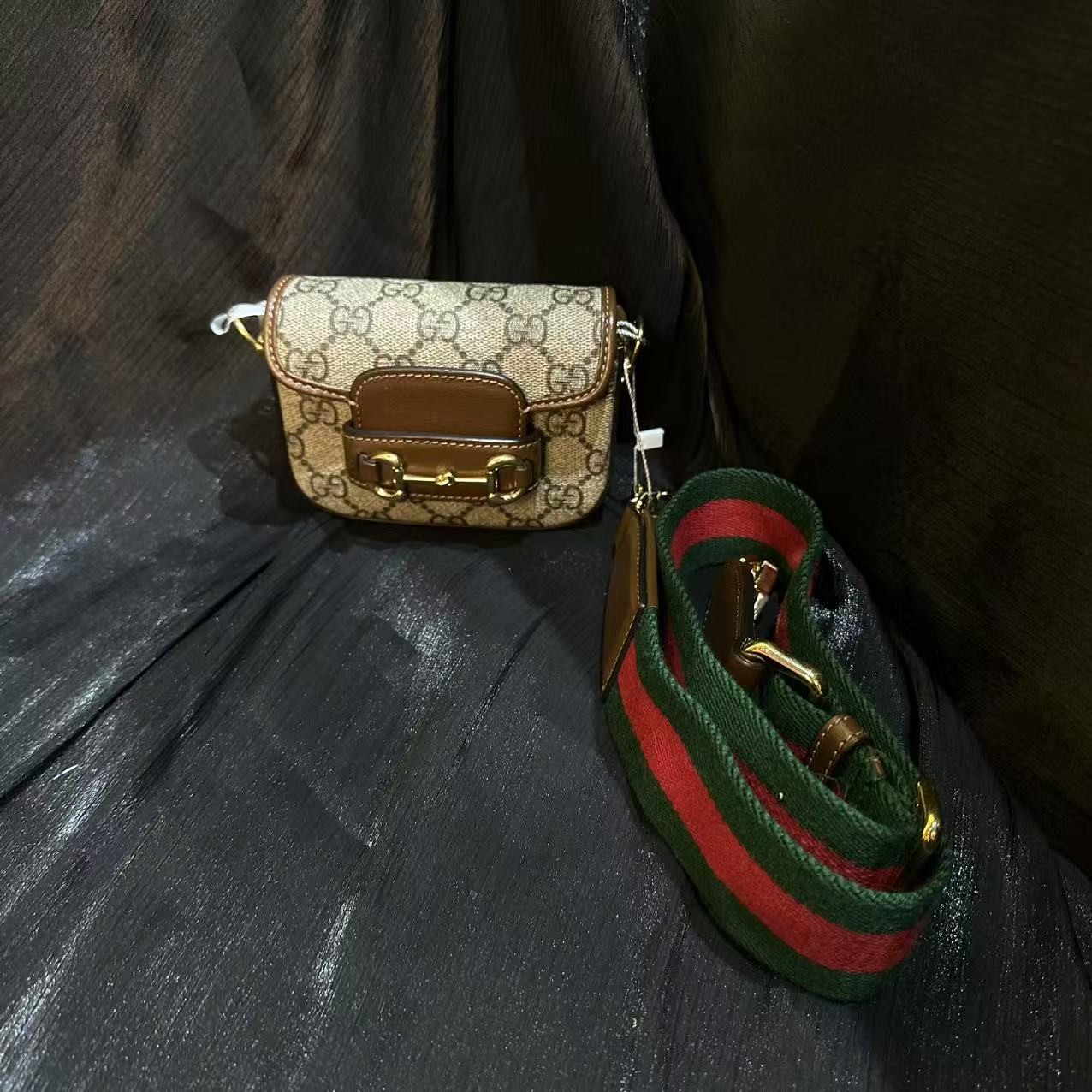95新 GUCCI/古驰 乱乱子中古/女士/腰包/105959