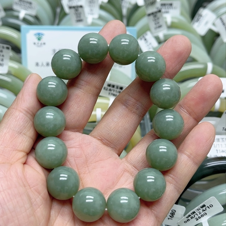 未镶嵌手镯和田玉（糖玉）