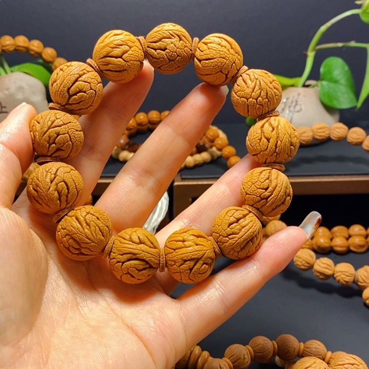 桃核手串龙珠手串