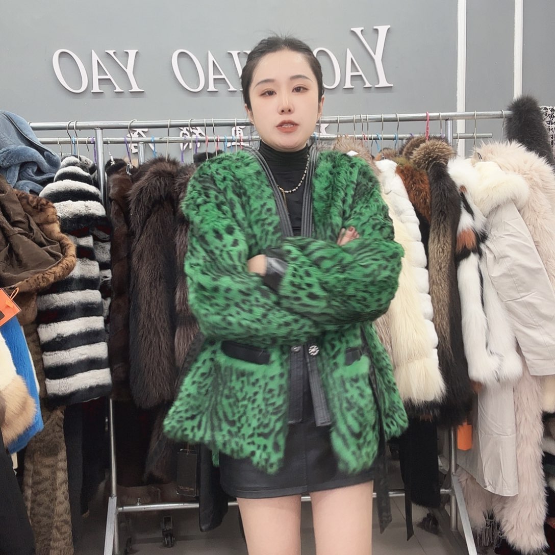 姚小妖家高端皮草