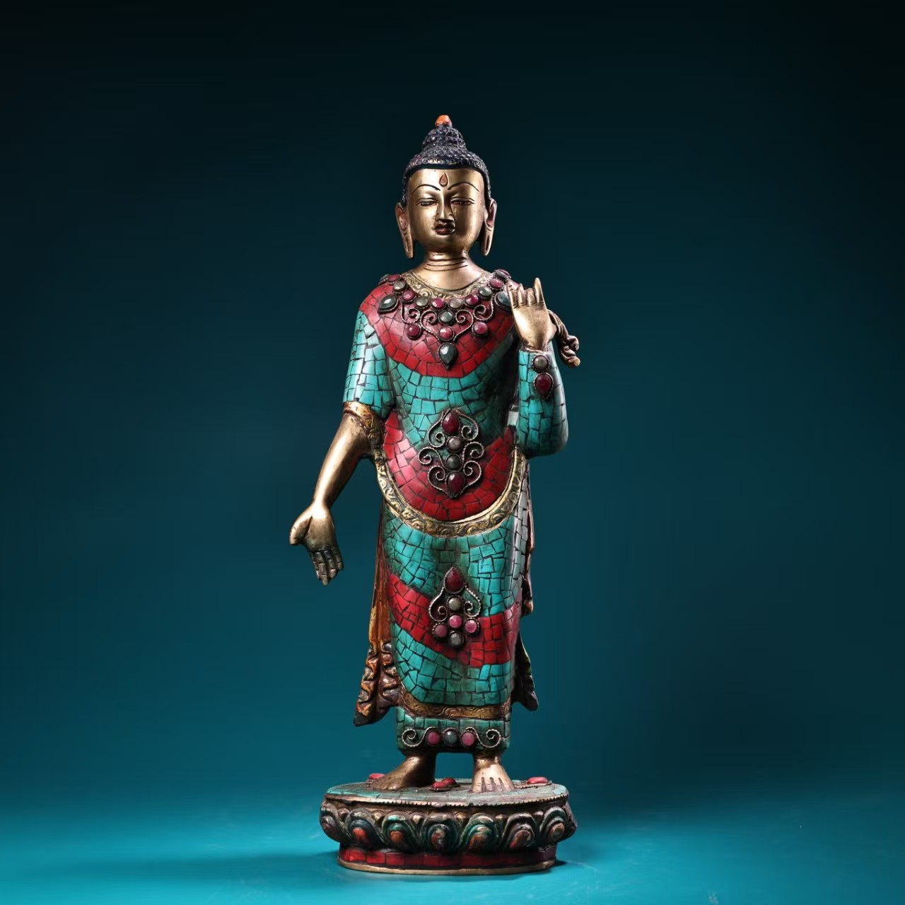 旧藏纯铜镶嵌宝石彩绘描金站释迦