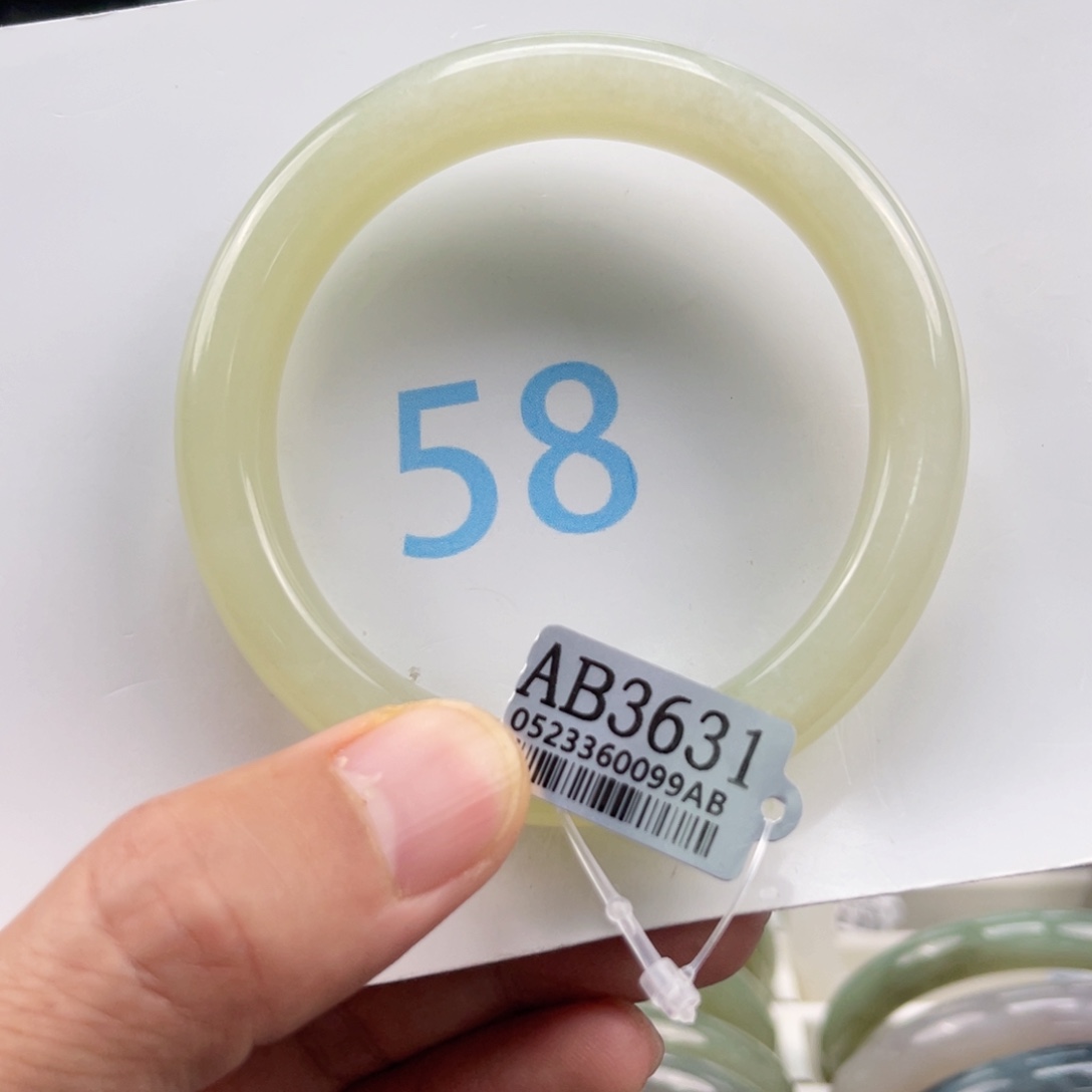 手串未镶嵌和田玉