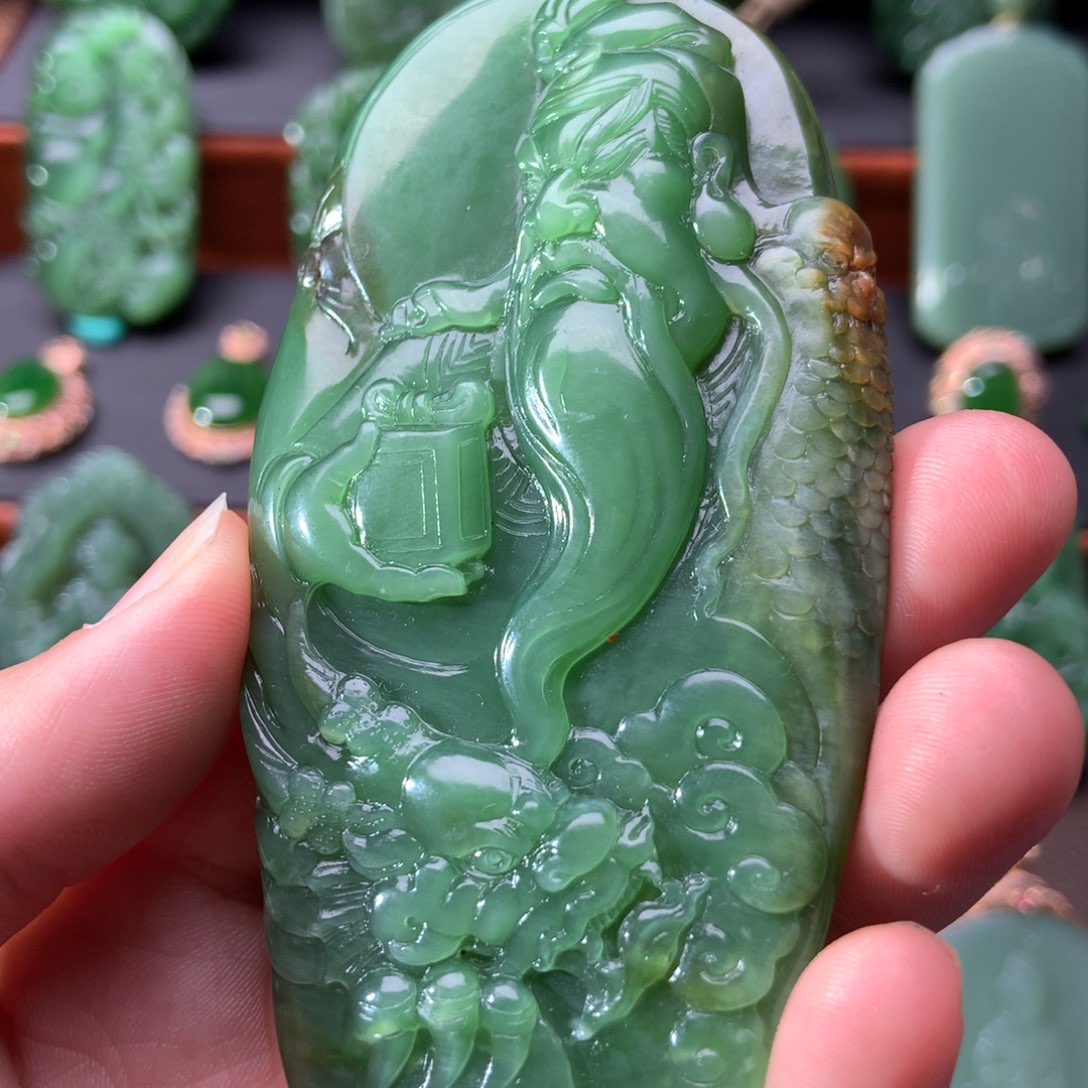 和田玉颈饰未镶嵌