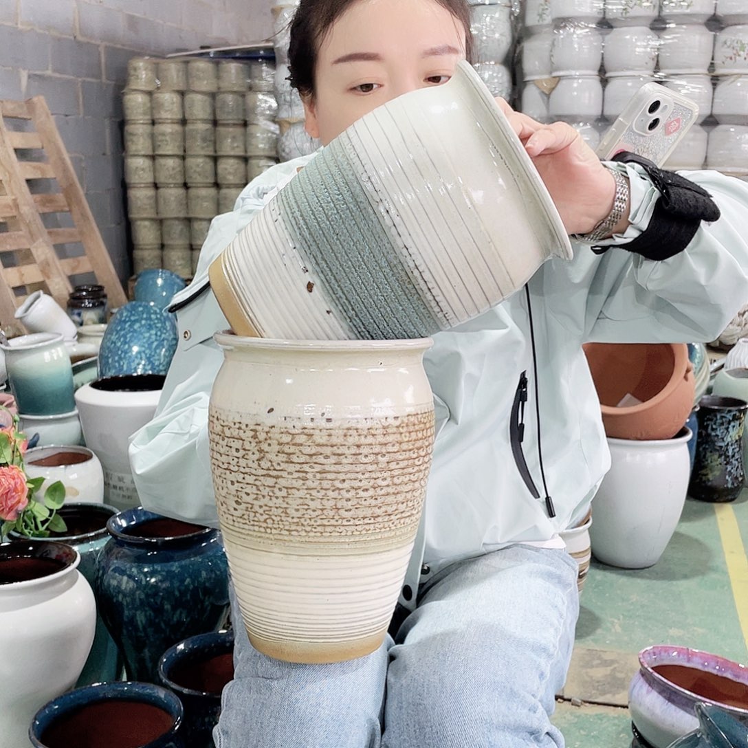 23/17红陶正品两个