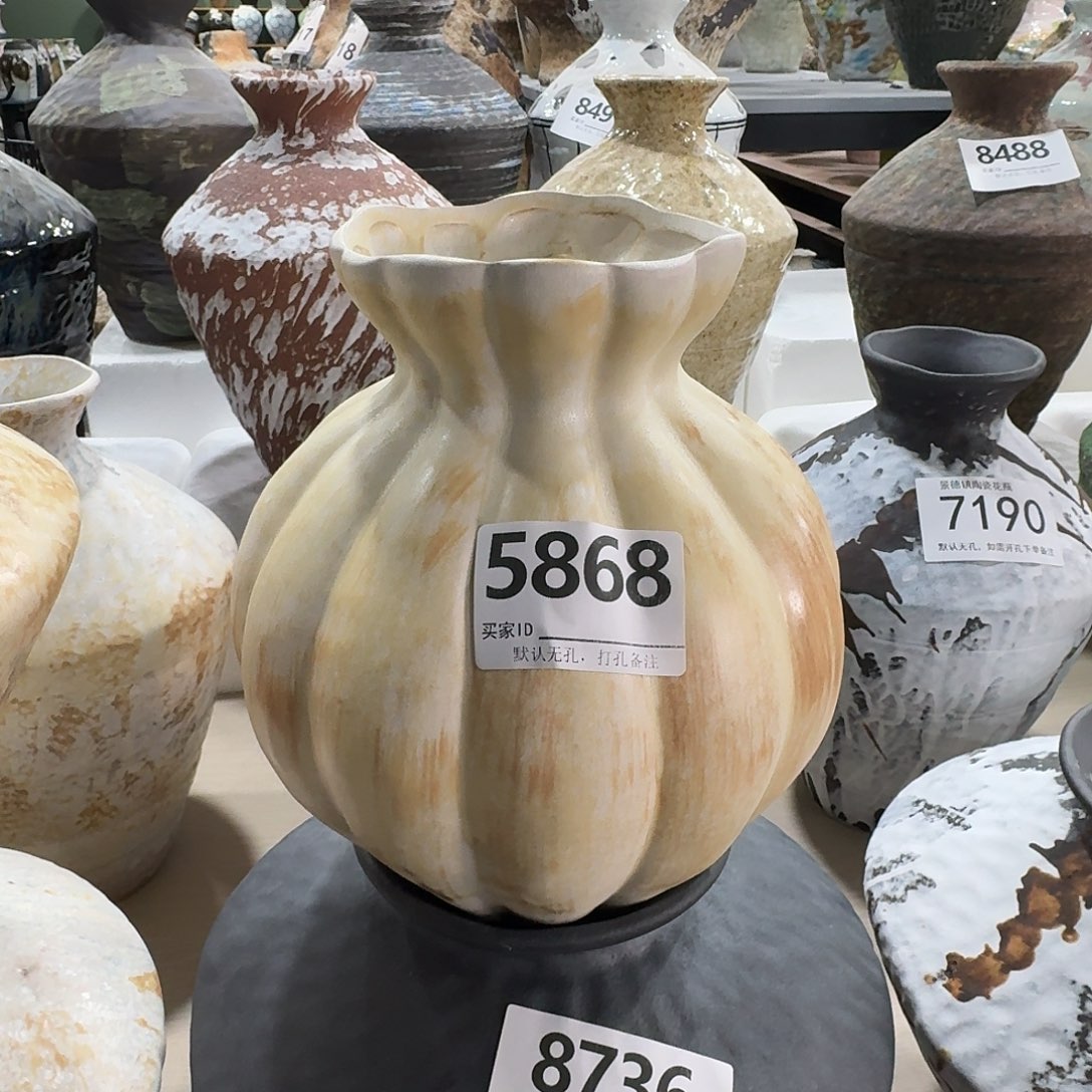 乐***咪摆件陶景德镇高温花瓶编码5868高24口8默认无孔