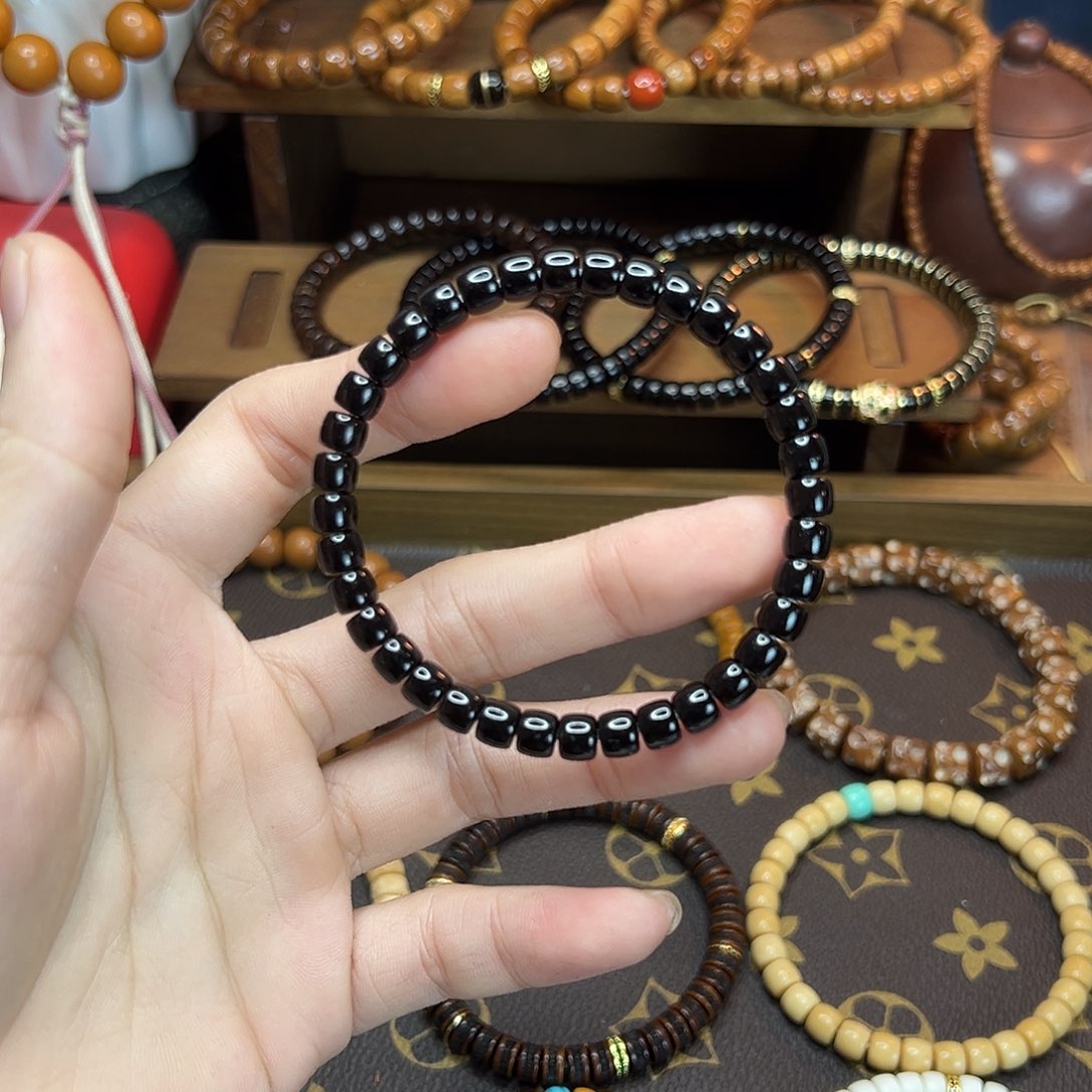 菩提根/象牙果手串