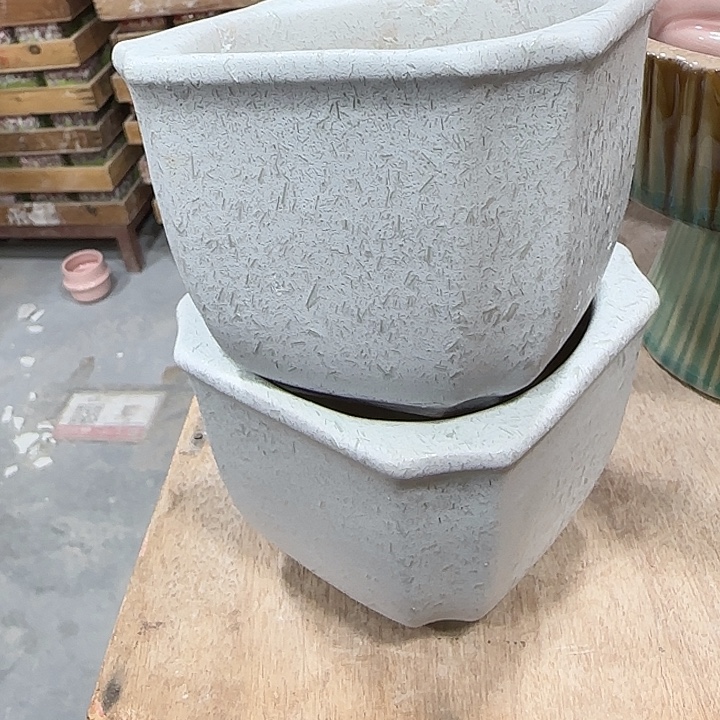 有孔！！口径不清楚问客服满9元包邮