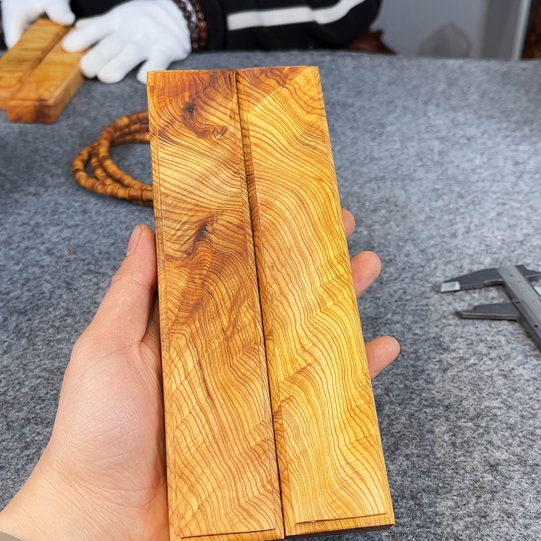 柏木（崖柏）精品把件