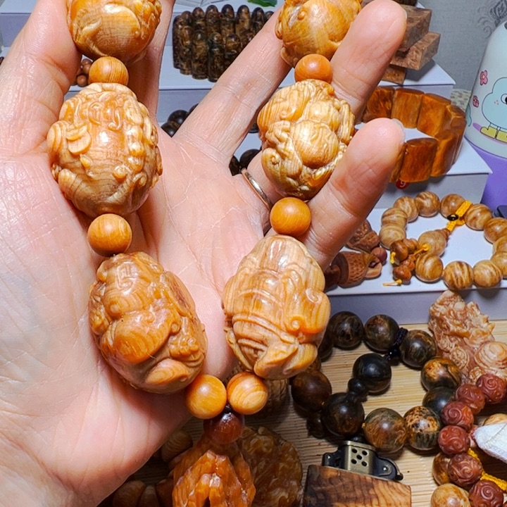 ****发木质非金属琥珀木玉化串