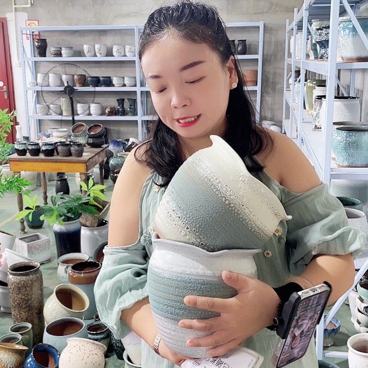 19/19红陶瑕疵两个