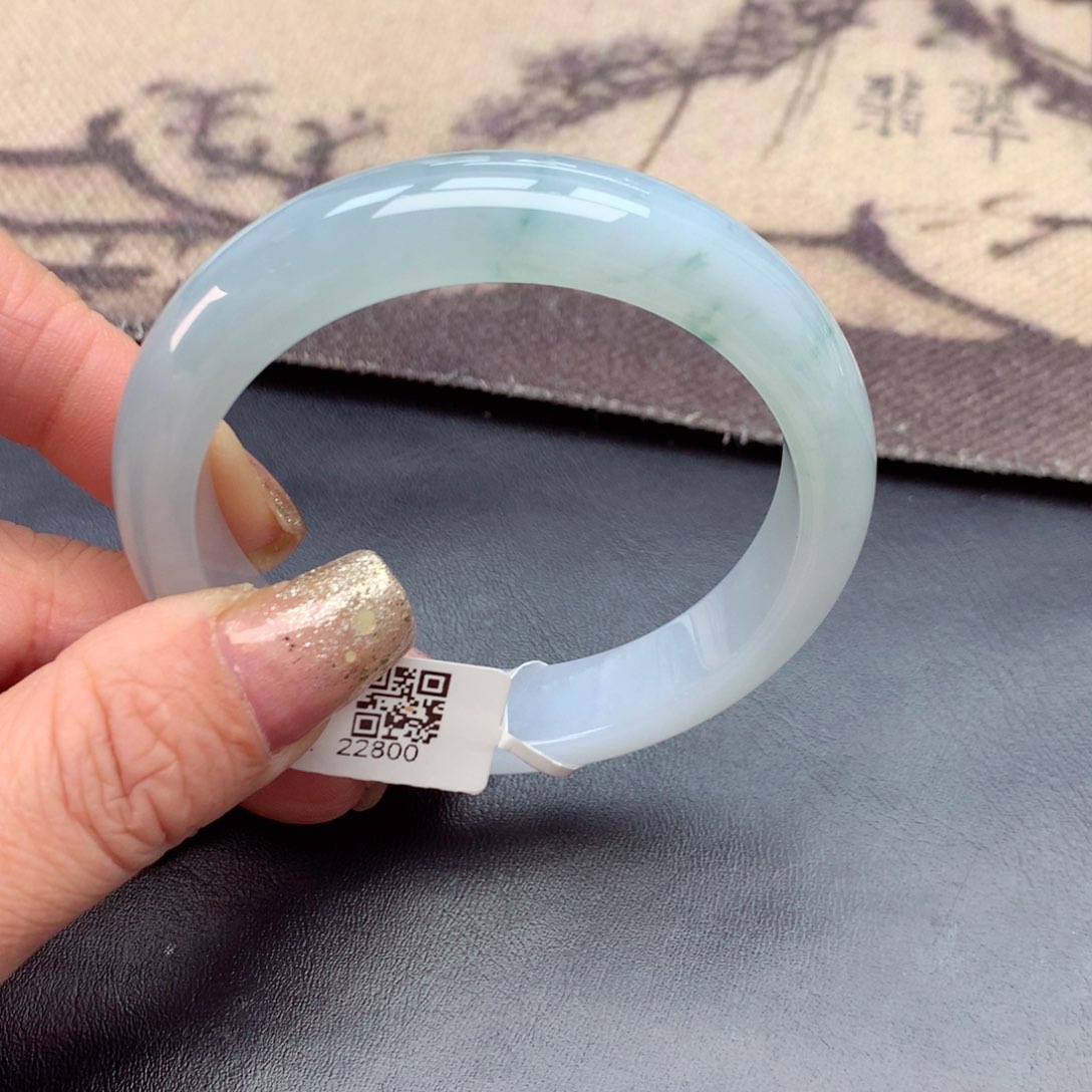 未镶嵌手镯翡翠缅甸翡翠手镯