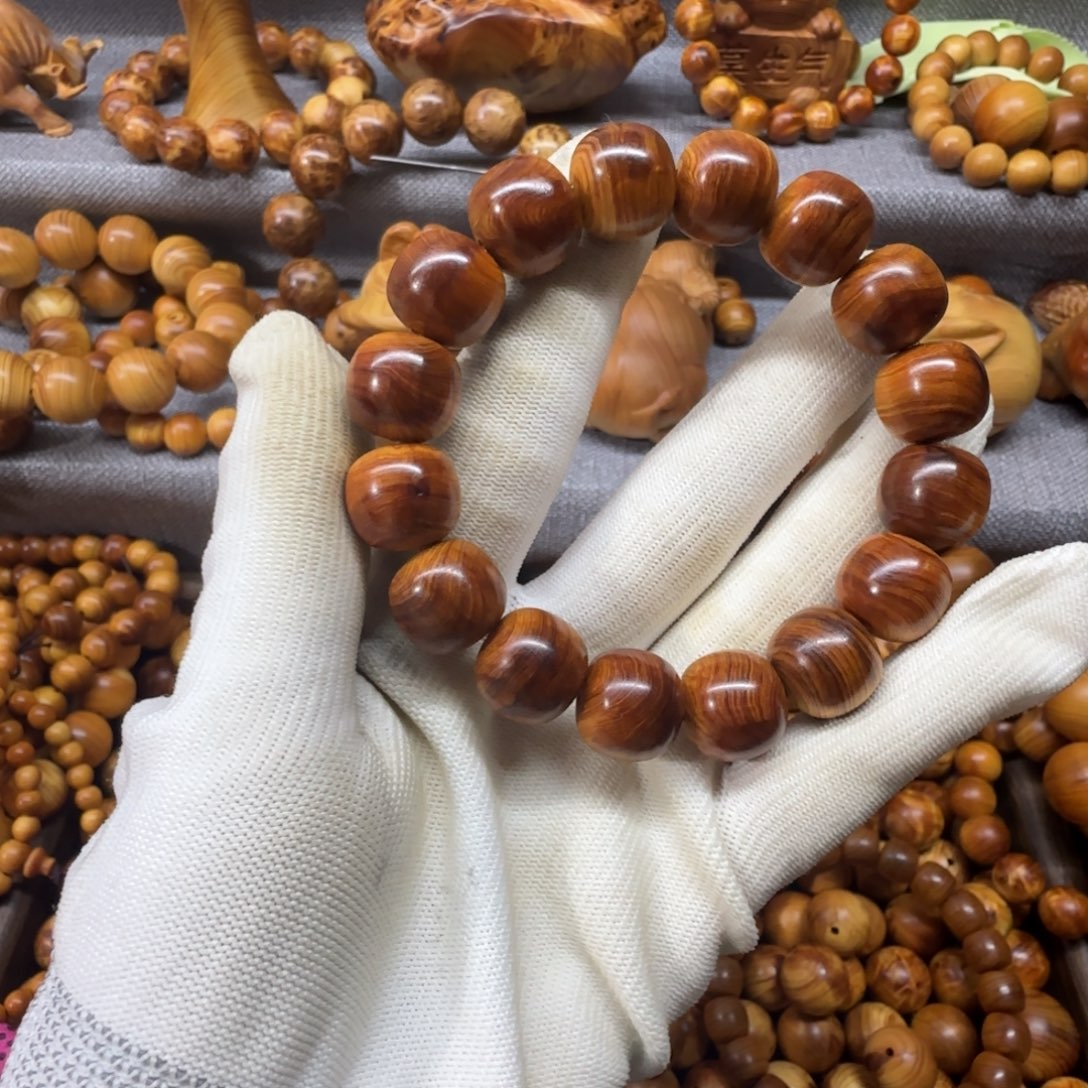 俯***空柏木（崖柏）1.3✖️1.4太行崖柏彩骨苹果珠微瑕款