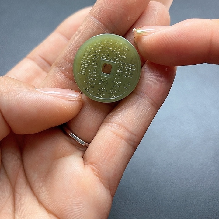 【闪购商品】颈饰未镶嵌和田玉