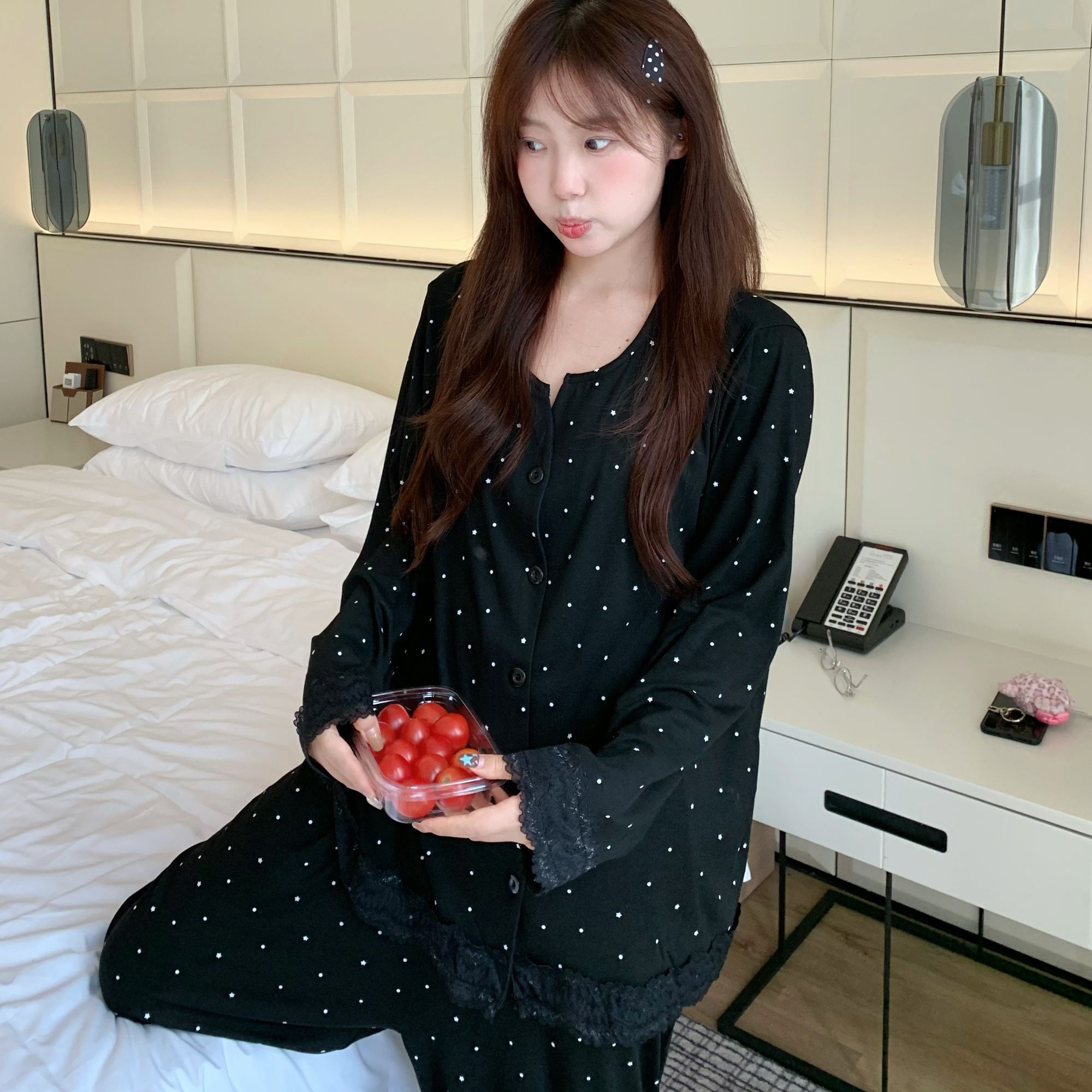 胖MM大码蕾丝边睡衣女套装莫代尔波点圆领网红洋气宽松甜美家居服