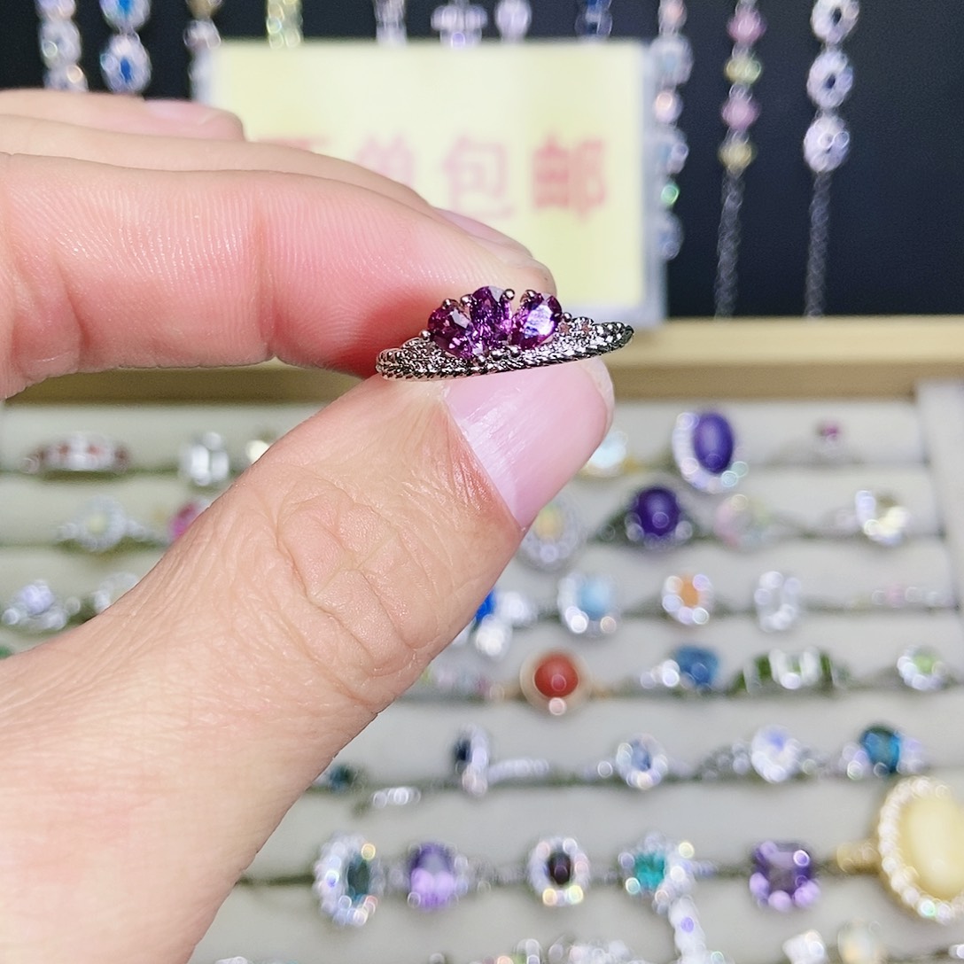 【闪购商品】未镶嵌戒指石榴石（紫牙乌）