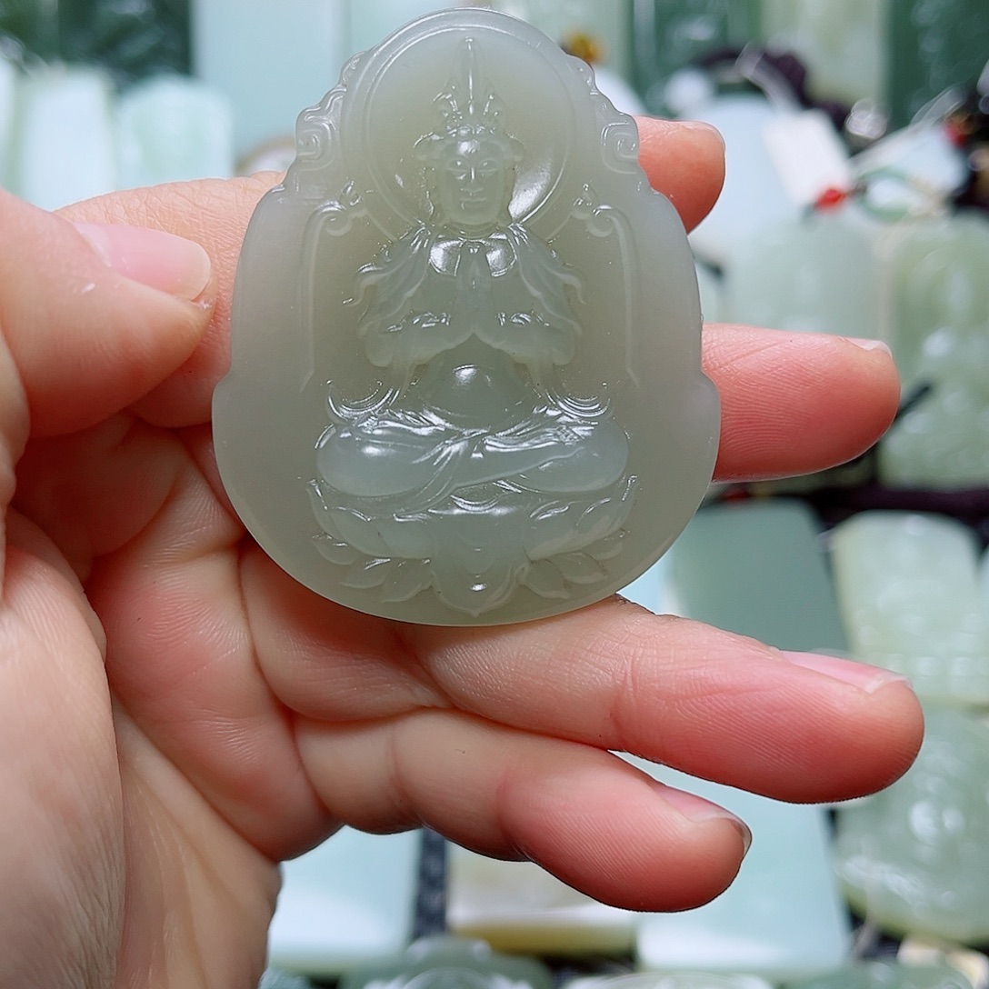 和田玉未镶嵌颈饰