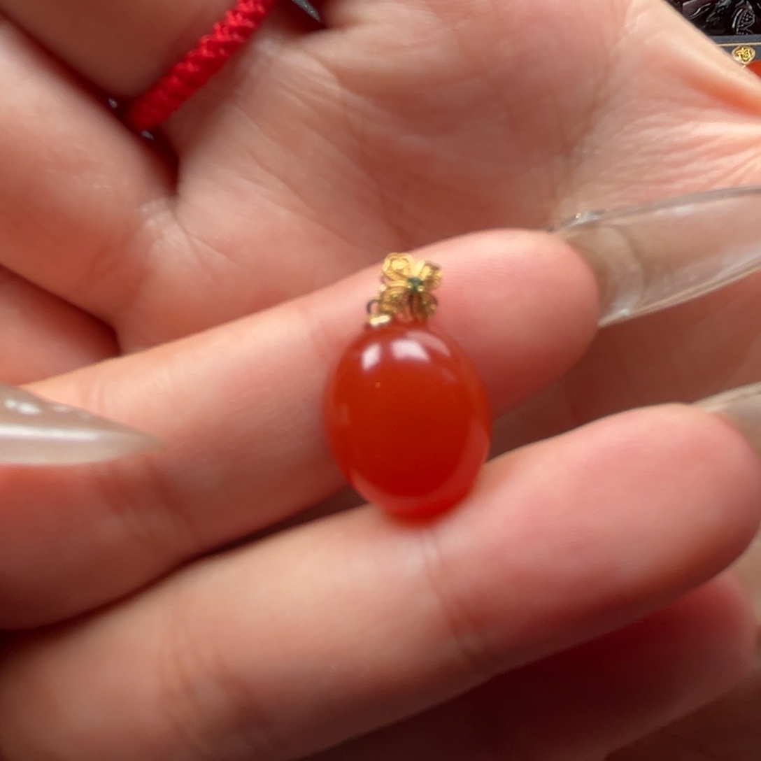 南红玛瑙吊坠(不含链)18K金镶嵌