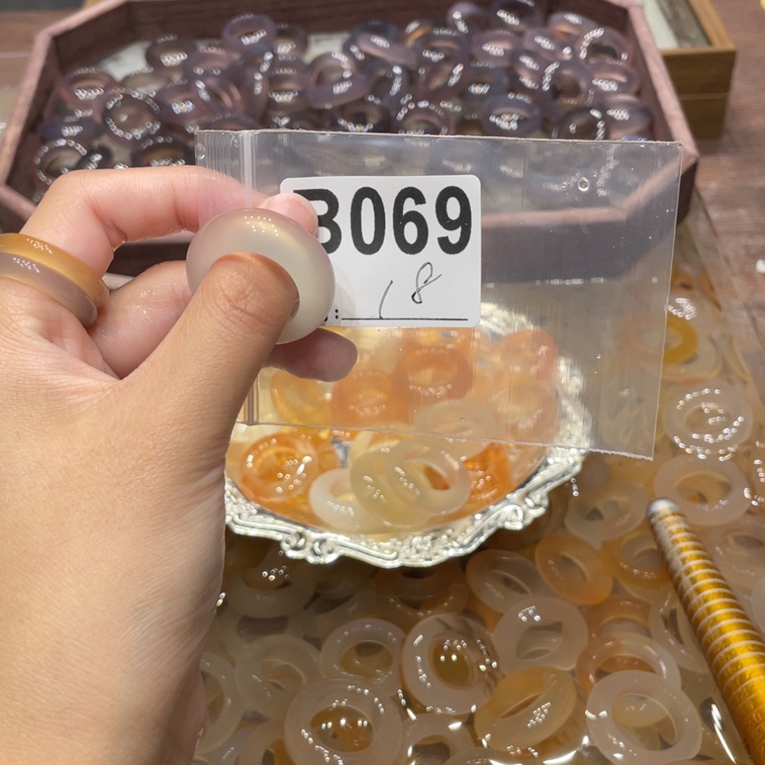 玛瑙/玉髓未镶嵌戒指069