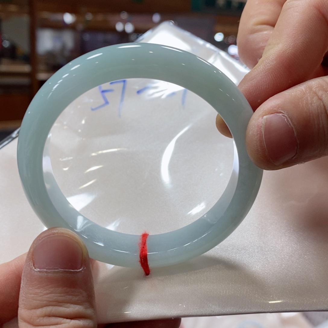 未镶嵌手镯翡翠翡翠