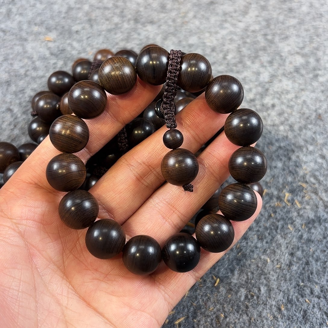 崖柏太行崖柏阴沉乌木1.5崖窝舍利阴沉骨