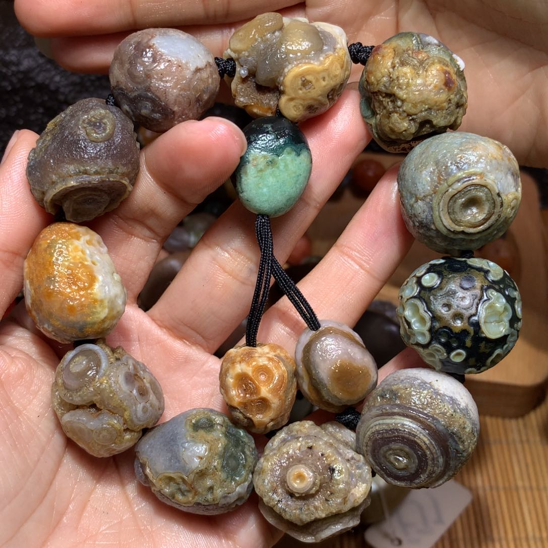 未镶嵌玛瑙/玉髓珠宝半成品