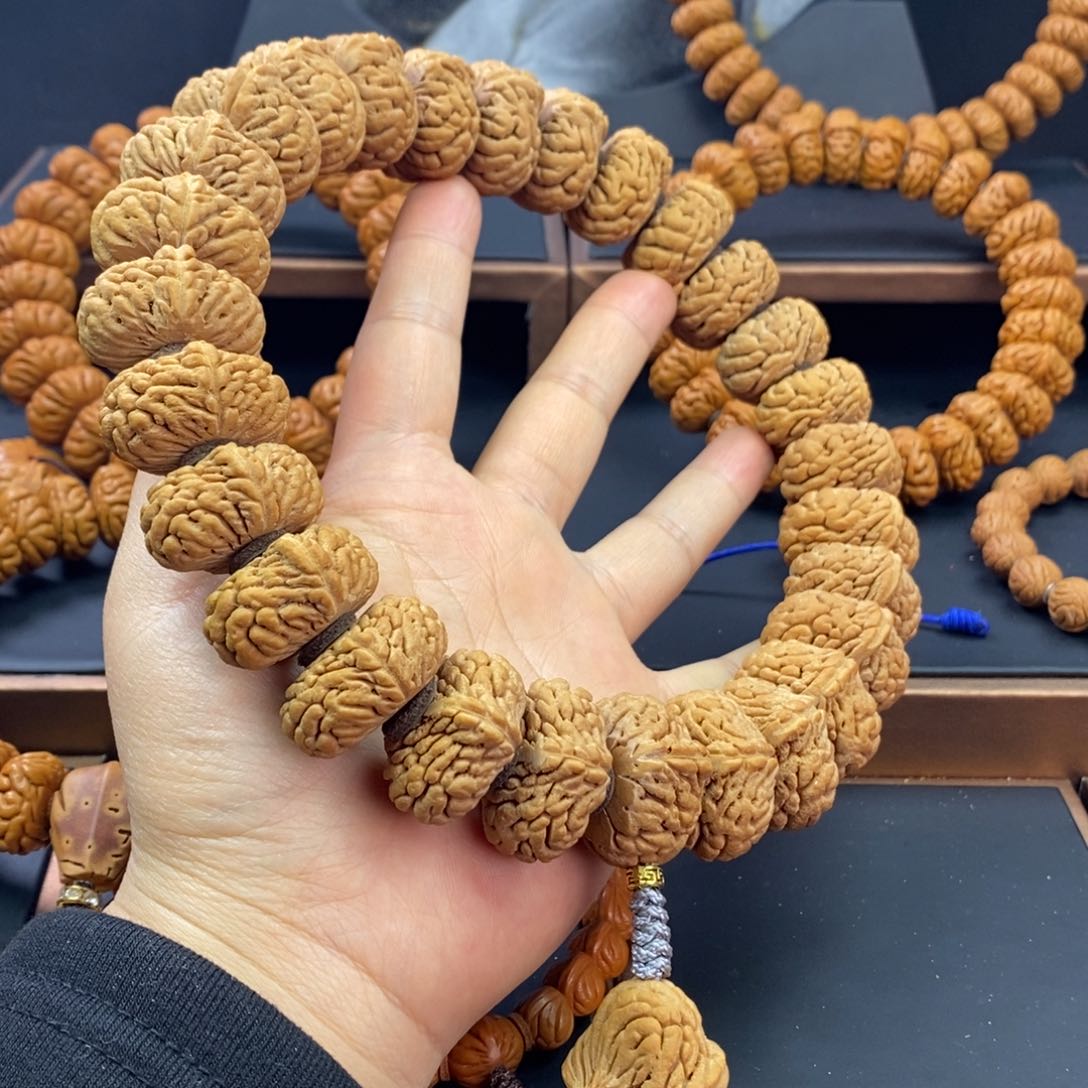 桃核手串智****室龙纹桃核麒麟