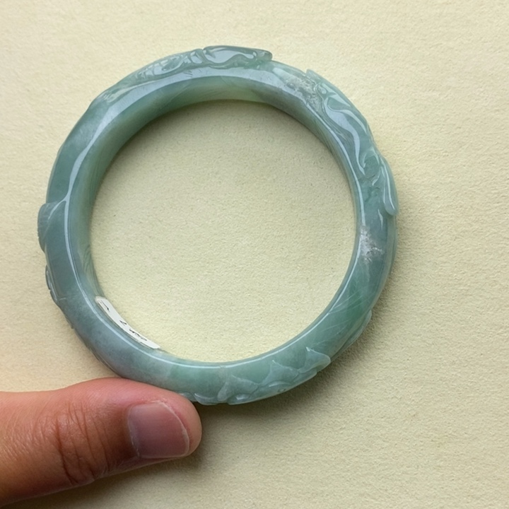 翡翠未镶嵌手镯58.6荷叶鱼