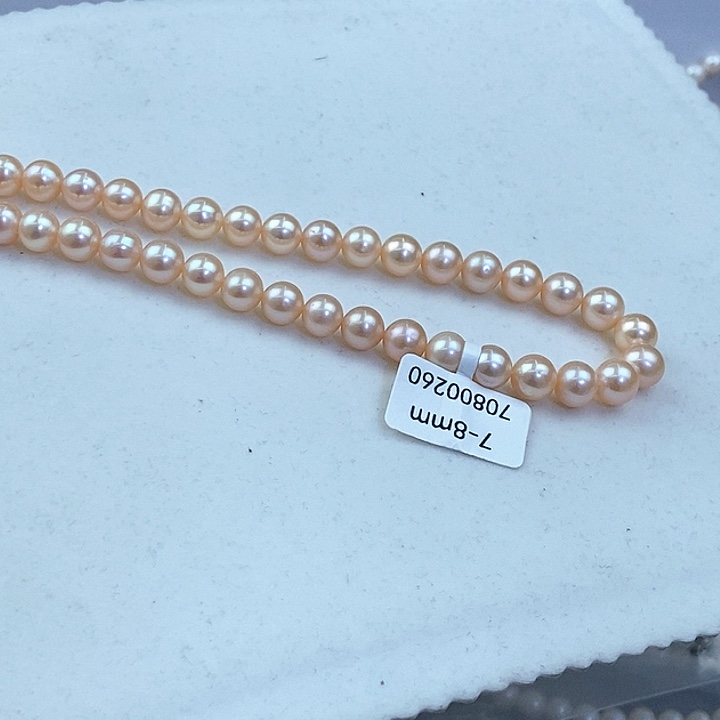 会***儿未镶嵌淡水珍珠颈饰