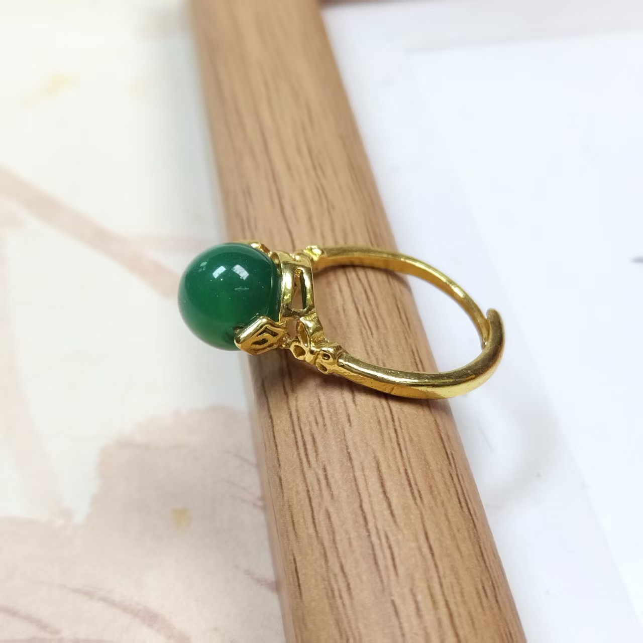 【侯总专属】56大气青翠芙蓉玉满绿玛瑙转运戒-合金