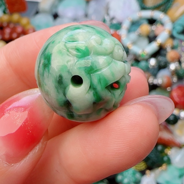 翡翠颈饰未镶嵌（**）天然A货