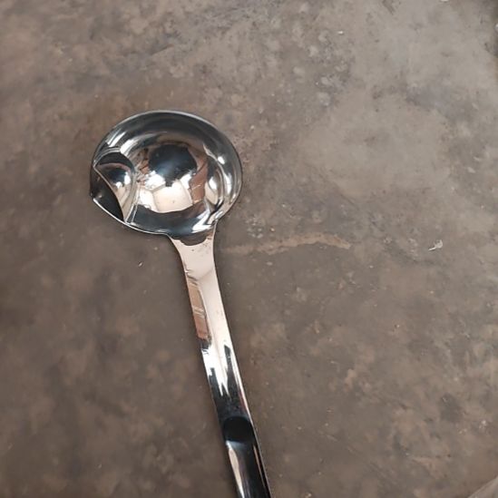 钢铁瑕疵品，油漏勺，，，