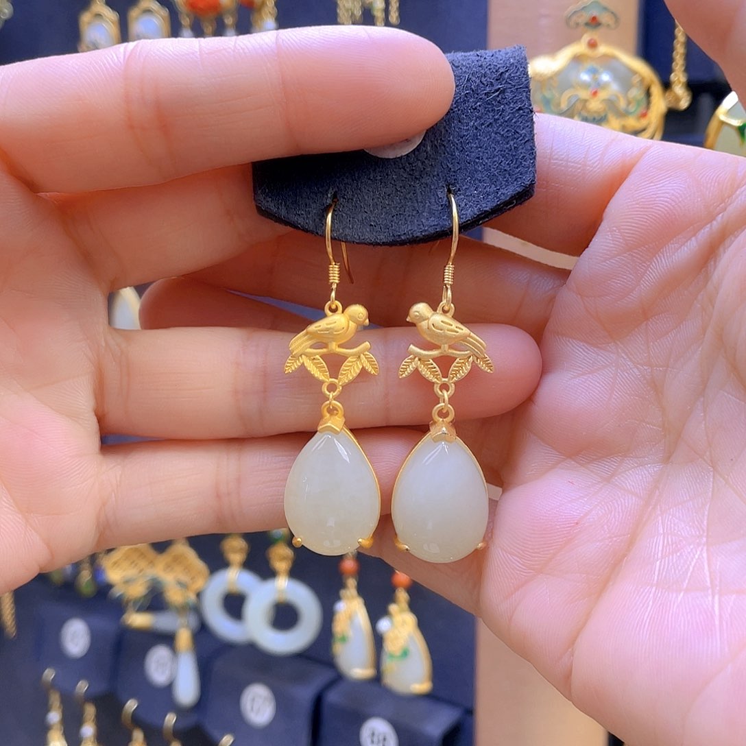 和田玉耳饰银S925镀金镶嵌